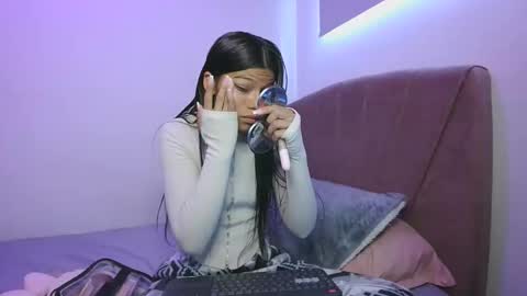 khloe sweet online show from March 29, 5:36 pm