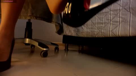 Kiraaaa 0 online show from March 25, 8:37 pm