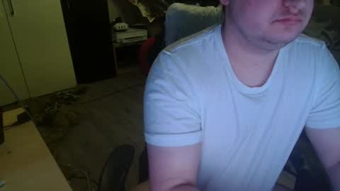 _kitsu_ online show from November 1, 6:01 am