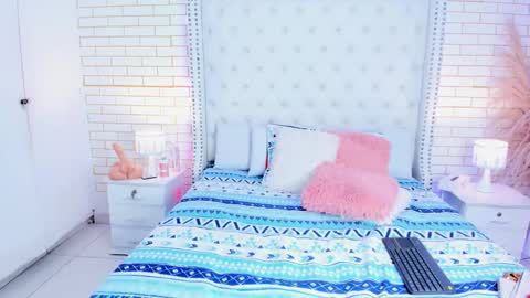 _krystal_cambell online show from February 4, 8:24 pm