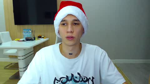 Kurt online show from December 25, 9:33 pm