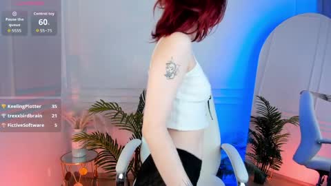 _l_o_r_r_y_ online show from March 25, 2:35 pm