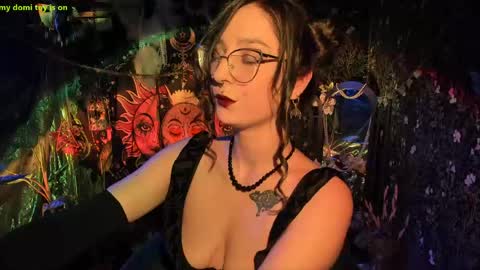 Lady Luna online show from April 23, 8:21 pm