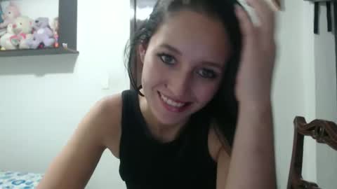 Lauren 3 online show from December 19, 6:31 am