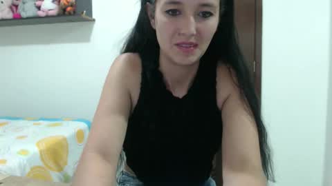 Lauren 3 online show from March 21, 4:29 am