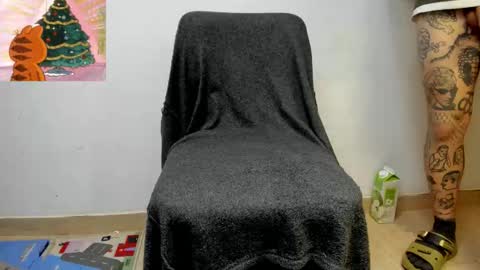 Layne online show from November 29, 10:23 am