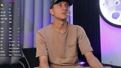 _leohot_ online show from October 22, 3:10 am