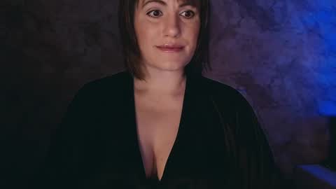 Letty online show from February 6, 9:38 pm