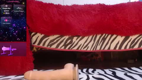 leyla online show from October 23, 1:40 am