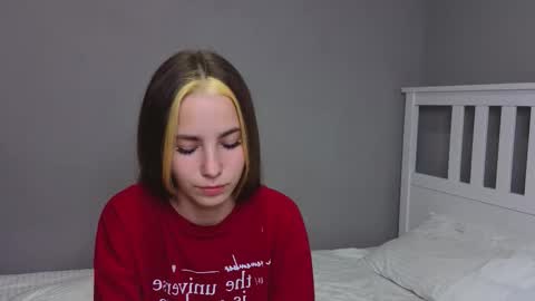 Emma online show from October 22, 5:03 pm