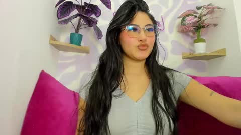 Ivy 3 online show from October 1, 4:39 pm