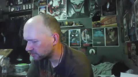 That guy online show from April 12, 8:57 pm