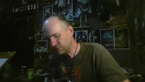 That guy online show from November 3, 12:55 am