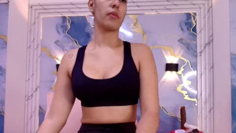 Snapshot of _lorrayne_ chatting on October 4, 12:03 pm Lorrayne online show from October 4, 12:03 pm