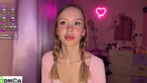 Katie online show from October 20, 9:42 pm