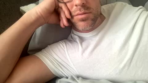_lululeo_ online show from May 9, 2:17 am