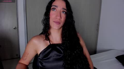  Luna  online show from November 4, 10:55 pm