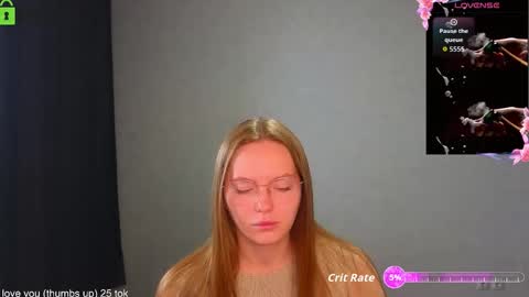 Snapshot of _lysafeta_ chatting on September 25, 5:58 am Welcome guys  Pleasure to see you all here  My name is Lysafeta and MichaelaTip menu is active Private is open  online show from September 25, 5:58 am