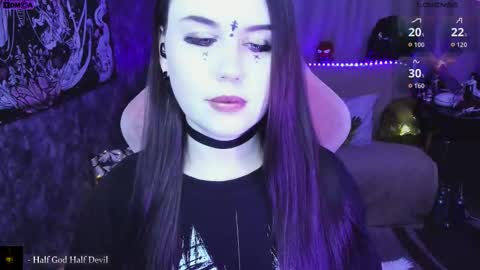 Mia online show from February 6, 6:21 pm