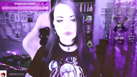 Mia online show from March 12, 12:53 pm