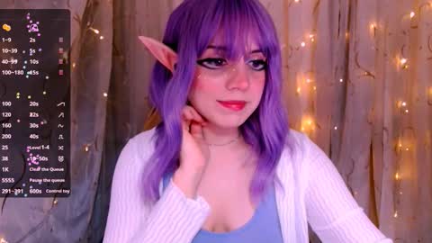 Snapshot of _marcelline_ chatting on October 20, 9:03 am Kira online show from October 20, 9:03 am
