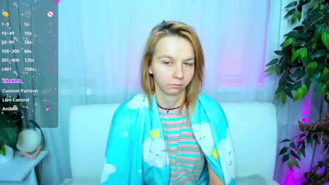 Snapshot of _mari_so chatting on March 5, 2:14 am Scarlett online show from March 5, 2:14 am