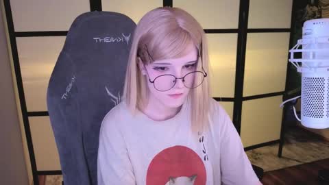 Mariko online show from April 6, 3:13 pm