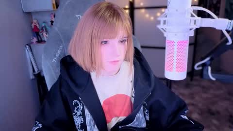 Mariko online show from November 14, 3:25 pm