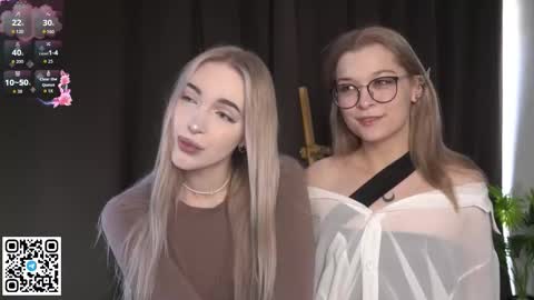 Elva and Kate  online show from September 13, 7:44 am