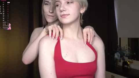 Elva and Kate  online show from February 4, 6:06 am