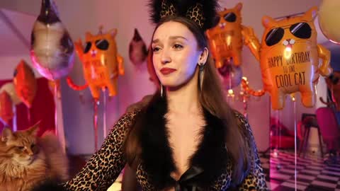 Snapshot of _meganmeow_ chatting on January 11, 9:46 pm  Saturday - start 2030-2130 GMT online show from January 11, 9:46 pm