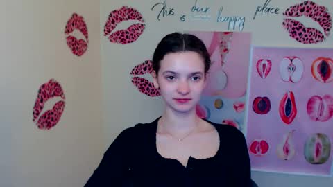 Susie online show from March 14, 1:59 pm