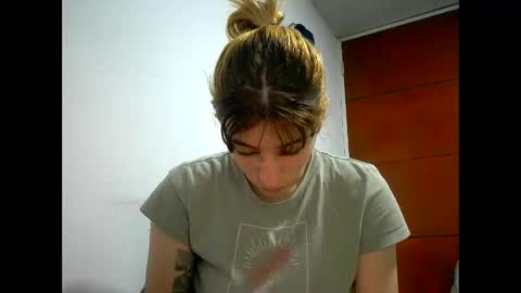 Mia-foster online show from March 21, 10:14 pm