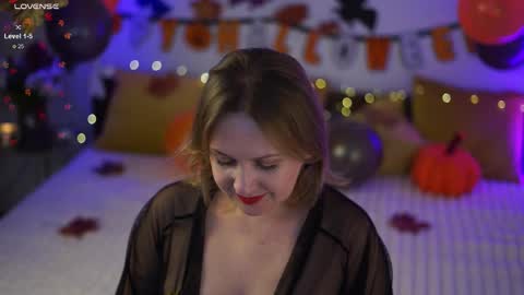 _million_dollarsmile online show from October 25, 10:36 am