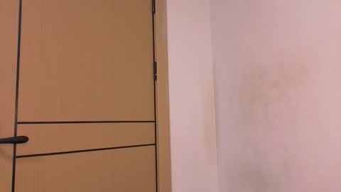 Mimi online show from April 18, 2:24 am