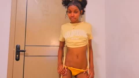 Mimi online show from April 8, 4:48 am