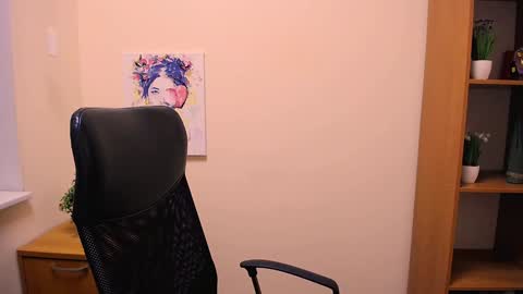 Snapshot of _miranda_sun chatting on January 17, 1:46 pm Miranda online show from January 17, 1:46 pm