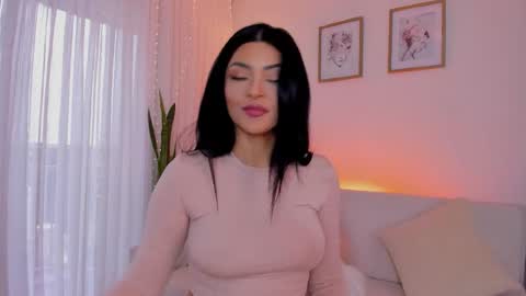 Miss Chanel online show from January 10, 10:04 pm