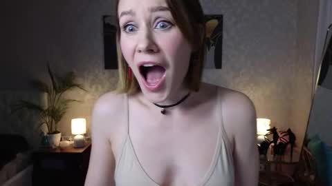 Veronica Ross online show from October 17, 12:09 pm