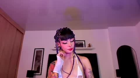 mizuki  online show from July 17, 3:19 am
