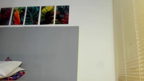 _molly_rosse_ online show from December 1, 12:25 pm