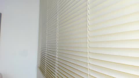 _molly_rosse_ online show from December 22, 12:01 pm