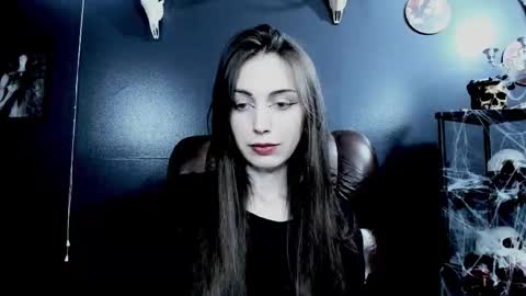 _naamah online show from November 25, 8:07 pm