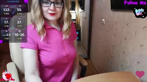 Snapshot of _natali_ chatting on February 27, 12:46 am MagicWoman online show from February 27, 12:46 am