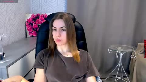 Snapshot of _naughty_megan_ chatting on February 20, 5:09 pm Megan online show from February 20, 5:09 pm