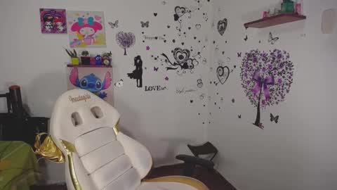 Nina  online show from September 12, 9:00 am