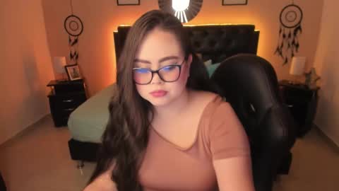 Olivia jones online show from October 7, 2:24 pm