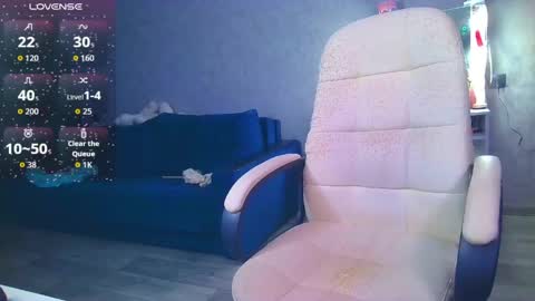 Ilona online show from June 2, 4:09 pm