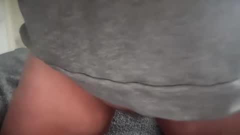 Pound Cake online show from March 18, 3:40 pm