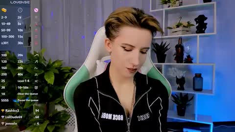 Rein online show from February 22, 5:48 pm